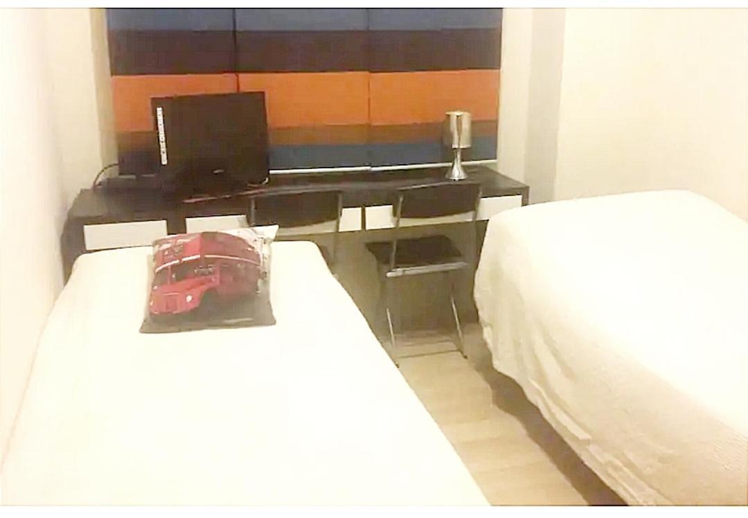 On The Beach! Frente Al Paseo Maritimo, Parking Y Piscina Malaga Luaran gambar